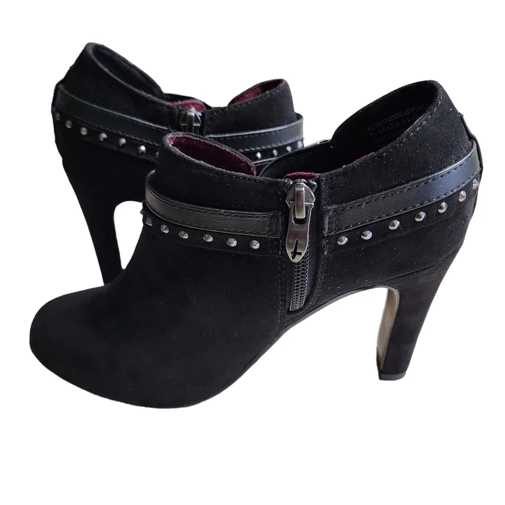 Women's Tamaris Ankle Booties Black Sz 5.5